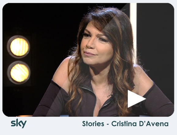 CRISTINA D'AVENA -min